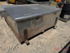 RDS DIAMOND PLATE ALUMINUM TOOLBOX / 52 GALLON TRANSFER TANK