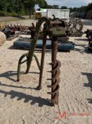 JOHN DEERE 3PH AUGER ATTACHMENT