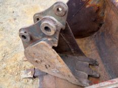 CP 12 TOOTH BUCKET