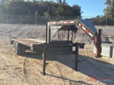 25' GOOSENECK TRAILER