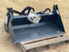 2025 WOLVERINE 48' MINI SKID STEER SMOOTH COMBINATION BUCKET, 4 CU FT CAPACITY,