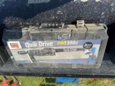 SIMPSON QUIK DRIVE PRO300S W/ CASE