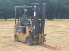 CAT 30 STRAIGHT MAST FORKLIFT
