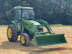 JOHN DEERE 4720 UTILITY TRACTOR