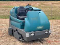 TENNANT 7300 EC-H20 RIDE-ON SWEEPER