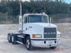 1999 MACK CH613 DAY CAB TRUCK TRACTOR