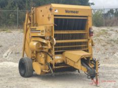 VERMEER 605 SUPER J ROUND BALER
