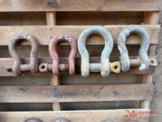(4) CLEVIS