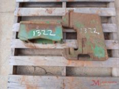 (1) FRONT MOUNT JOHN DEERE TRACTOR WEIGHT