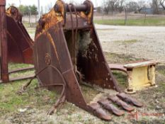CF DEERE 450 EXCAVATOR 32