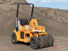 LEEBOY 420 PNEUMATIC ROLLER