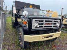 1986 GMC 7000 DIESEL PRESSURE WASHER TRUCK