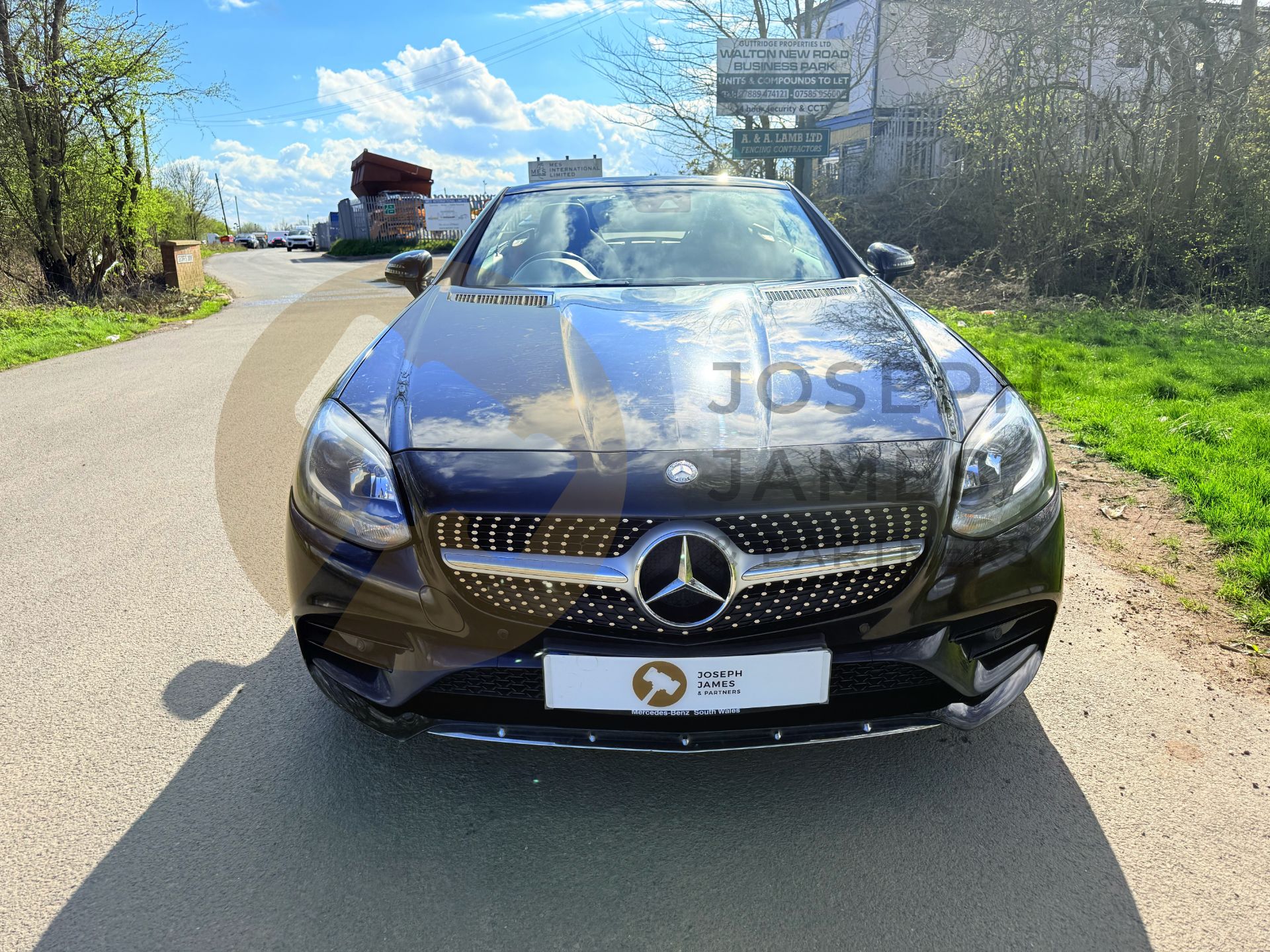 MERCEDES SLC 250d AMG - LINE 