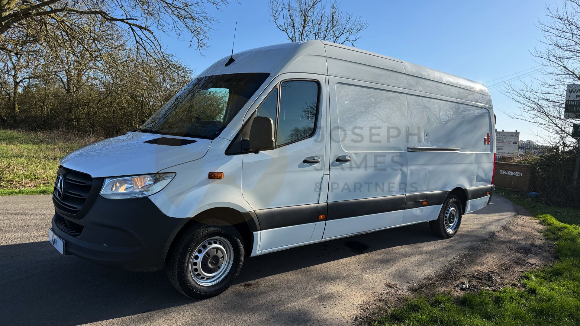 MERCEDES-BENZ SPRINTER 315 CDI *PROGRESSIVE* LWB HI-ROOF (2023 - EURO 6) *FITTED REAR TAIL-LIFT* - Image 7 of 40