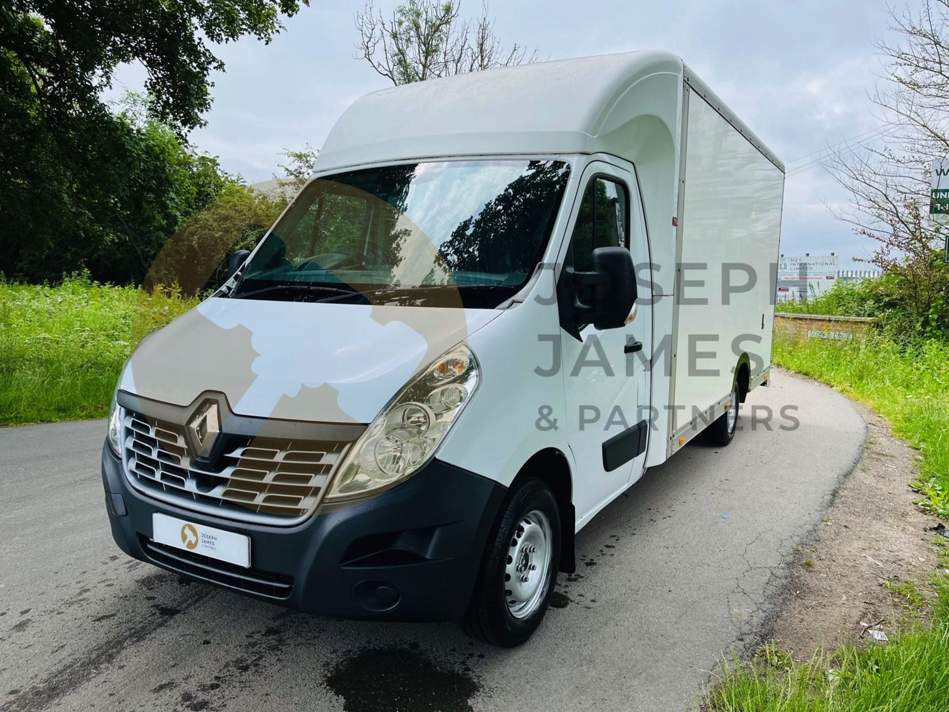 "ON SALE" RENAULT MASTER 2.3 DCI (125) BUSINESS LWB LOW LOADER LUTON - 19 REG - NO VAT!! - Image 5 of 32