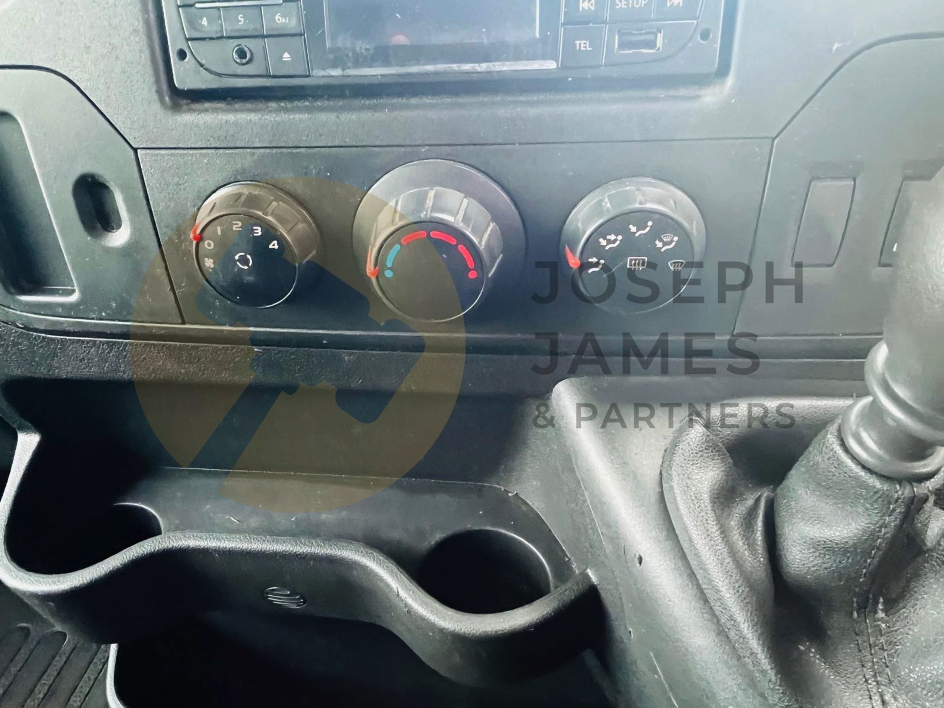 "ON SALE" RENAULT MASTER 2.3 DCI (125) BUSINESS LWB LOW LOADER LUTON - 19 REG - NO VAT!! - Image 25 of 32