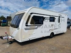 LUNAR CLUBMAN "ES" TOURING CARAVAN (4 BERTH) DINETTE MODEL - END SHOWER - 2016 REGISTERED - LOOK!!