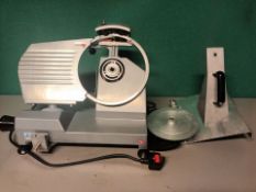 Adexa HBS-220A Meat Slicer