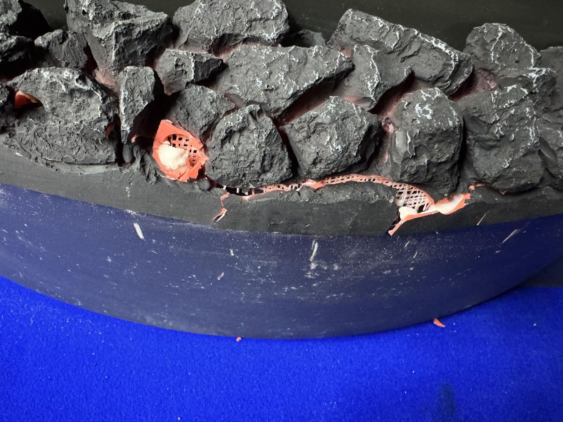 Ex Display Unbranded Electric Heater * Damaged As Pictured* - Image 3 of 7