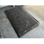 5 x Heavy Duty Non-Slip Rubber Flooring Mats