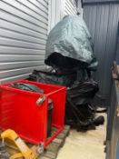 Lion 4VS Turret Mill | YOM: 1997 (Decommissioned and Outside)