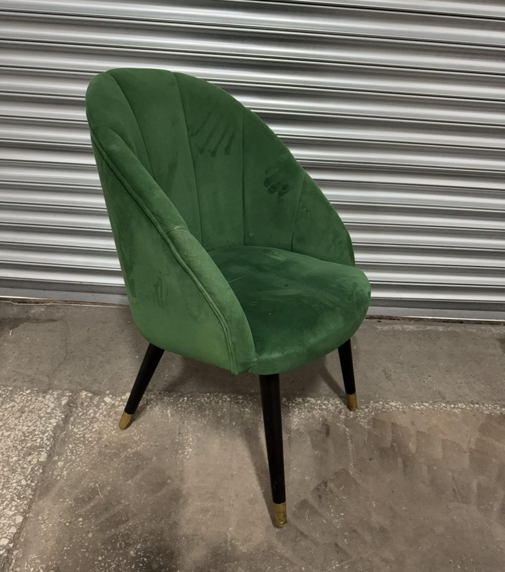 7 x Unbranded Velvet Feel Green Tub Chairs - Image 3 of 4