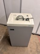 Fellowes Powershred 420 Shredder