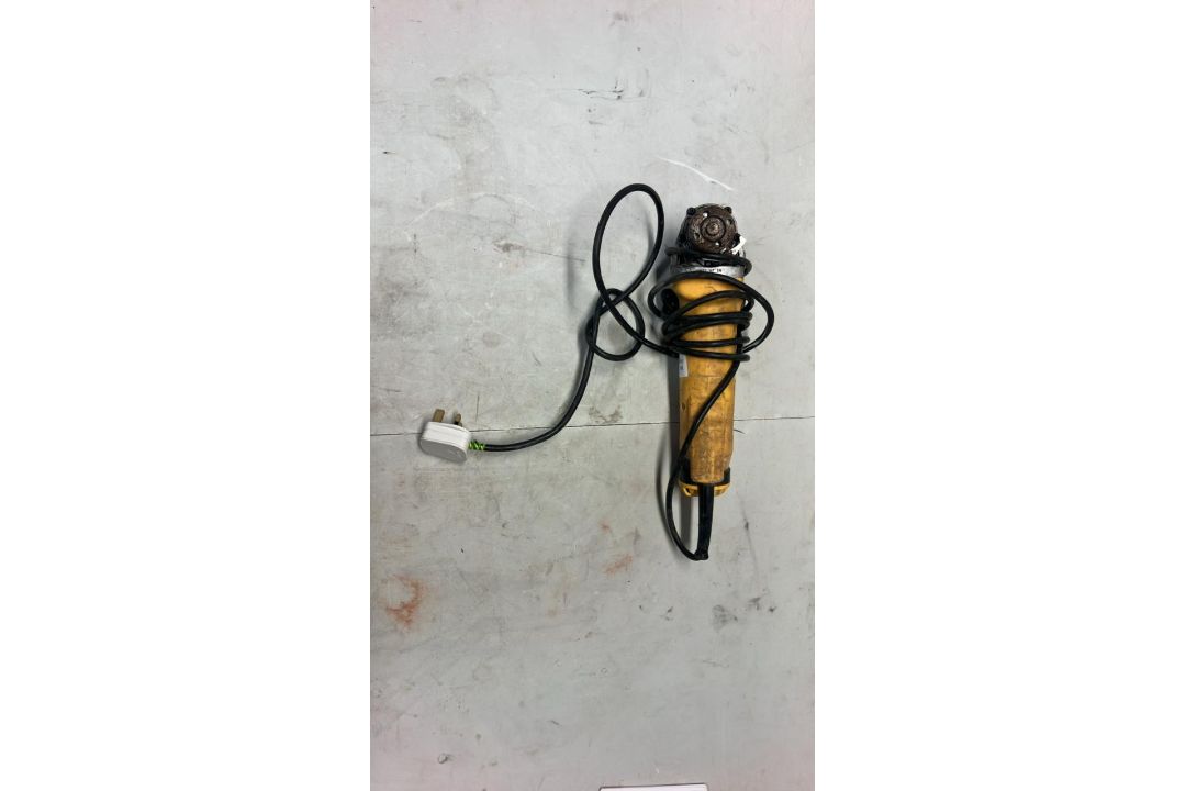 DEWALT Angle Grinder DWE4206 1010W 115mm - Image 1 of 3