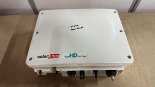 SolarEdge SE2200H HD-Wave Photovoltaic Inverter, 2200 VA, 480 V DC Input, 99.2% Efficiency