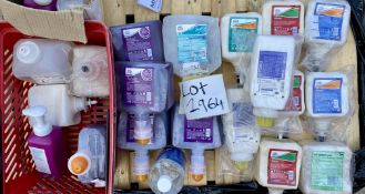 APPROX 20x BOTTLES DEB STOKO HAND RUBS - SPECIALIST CLEANING AND MOISTURING JANITORIAL