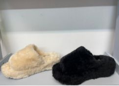 2856x PAIRS WOMENS SLIPPERS, SIZES 3-8, TWO COLOURS
