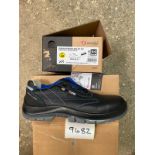 1x SIXTON Brescia Trainer Black S3 Size 10/44 - safety footwear work boots ppe