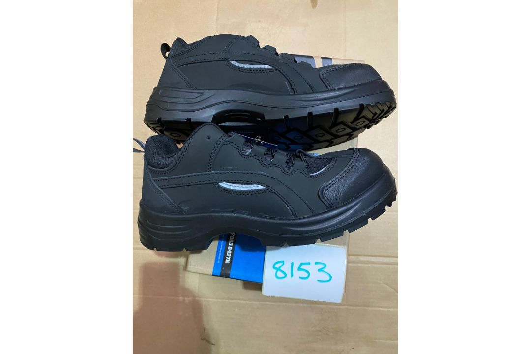 1 PAIR TUFFSAFE BLACK SAFETY TRAINER SIZE 7