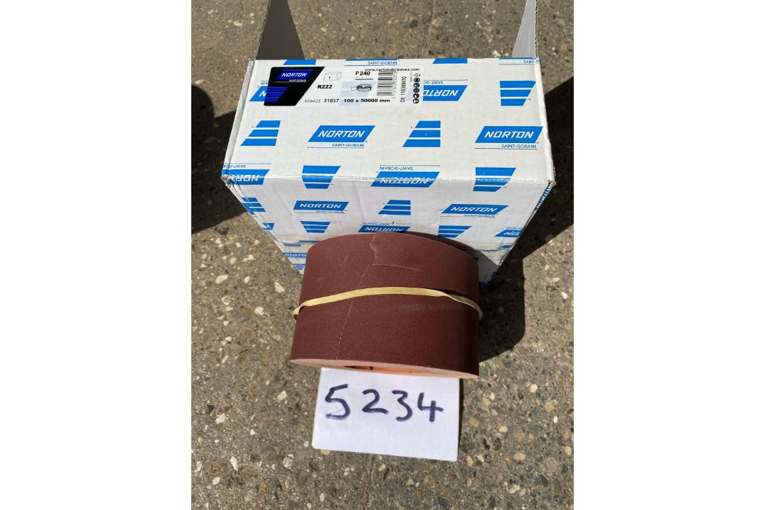 1 X 100X50000MM P240 NORTON SANDING ROLL R222