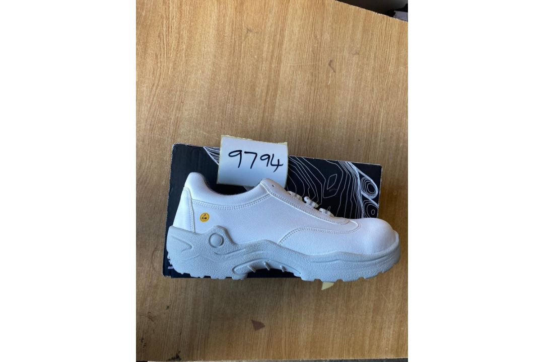 1x JALAS SAFETY TRAINERS 6458 WHITE SIZE 10