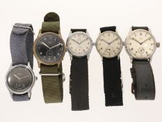 Armbanduhr: Konvolut von 5 Militäruhren, 40er Jahre, 2. WK