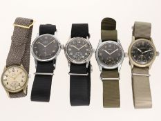 Armbanduhr: Konvolut von 5 Militäruhren, 40er Jahre, 2. WK
