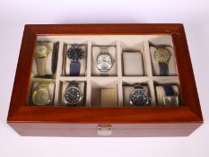 Sammleruhrenbox mit 8 vintage/modernen Armbanduhren, unterschiedlicher Zustand