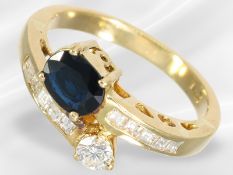 Ring: moderner Ring mit Diamant/Brillant sowie Saphirbesatz