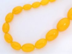 Kette/Collier: dekorative, lange vintage Bernsteinkette