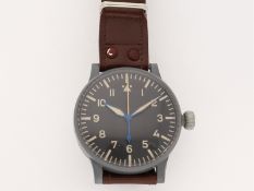 Armbanduhr: vermutlich ungetragene Flieger B-Uhr, 2. WK, Stowa