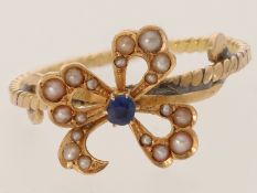 Ring: antiker Ring mit Orientperlen und Saphir, vermutlich um 1900