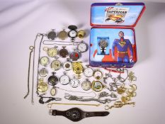 Taschenuhr/ Uhrenketten: großes Konvolut vintage Taschenuhren und dazugehörige Uhrenketten, 20. Jh..
