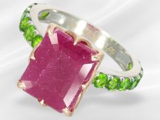 Ring: modern ruby/diopside goldsmith's ring, natural ruby of ca. 6.32 ct, including IGI report