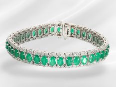 Bracelet: a very beautiful vintage white gold emerald and brilliant-cut diamond jeweller’s bracelet,