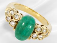 Ring: high-quality vintage emerald and brilliant-cut diamond goldsmith's ring, emerald of ca. 3.8 ct
