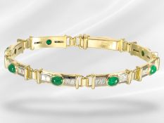 Very high-quality emerald and diamond designer bracelet, ca. 5.36 ct, handcrafted from 18K yellow go