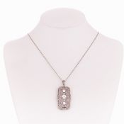 Art Déco Anhänger mit Altschliff-Diamanten mit Kette