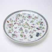 Großer chinesischer Famille-Rose-Wandteller