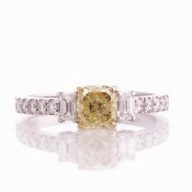 Fancy-Yellow-Diamantring
